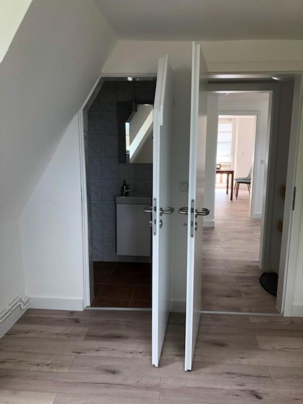 Die Graefin Auf Ruegen - Ferienappartements Parchtitz Esterno foto