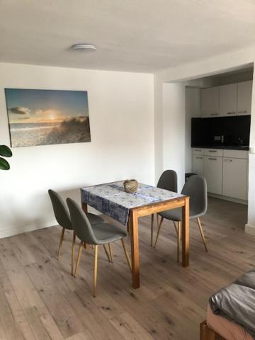 Die Graefin Auf Ruegen - Ferienappartements Parchtitz Esterno foto
